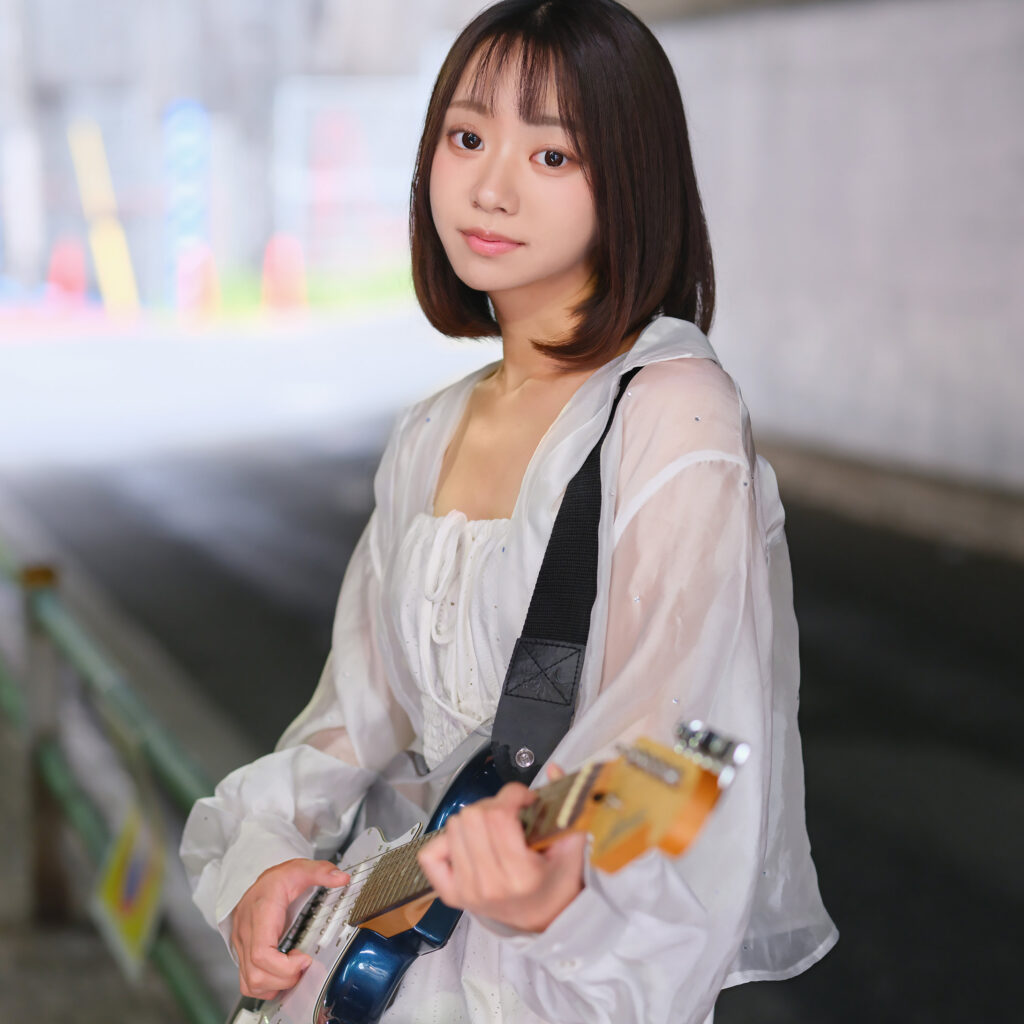素人ぱいぱい独占配信｜赤名いとが挑むハード系ハメ撮り・中出し美乳作品「イト」